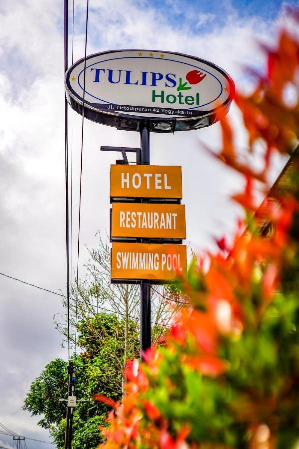 Hotel Tulips Yogyakarta Extérieur photo